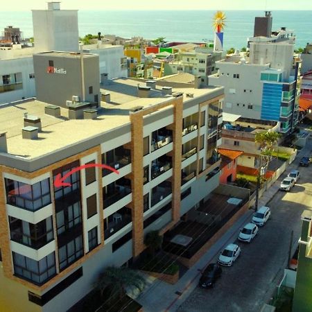 1090 Finamente decorado 03 suítes na Praia de Bombinhas Exterior foto